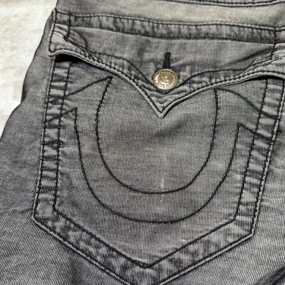 True Religion Mens Size 34 Ricky Jeans Gray Black Denim Distressed Straight Leg
